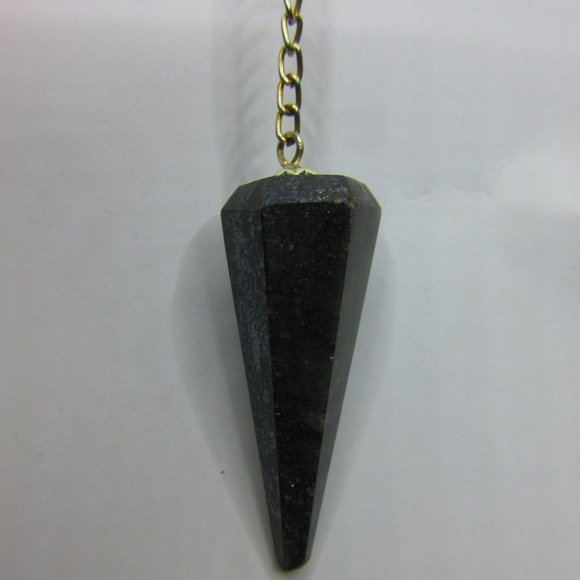 Hematite Gemstone Dowsing Pendulum Meditation Tool - Picture 3 of 4